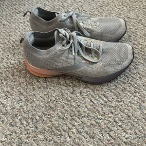 Brooks Light Gray Athletic Shoes